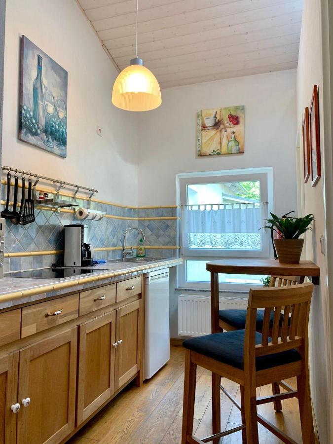 Villa-Rosengarten-Ferienwohnung-Baumhaus-Mit-Seeblick Sassnitz Extérieur photo